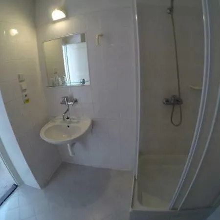 Hostel Eden